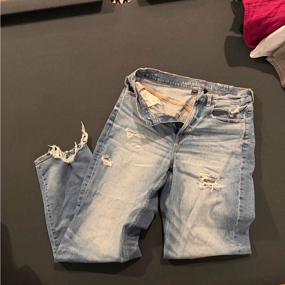 American Eagle Outfitters Women's Light Blue Ripped Skinny Jeans